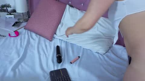 Snapshot of samanta_colen chatting on 31, 10, 2025 Samanta online show from 31, 10, 2025