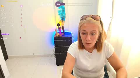 Snapshot of samanta_stone69 chatting on 5, 12, 2025 Samanta Stone online show from 5, 12, 2025