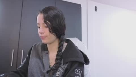 samantha_blow online show from 21, 5, 2026