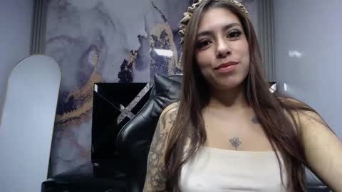 Snapshot of samantha_marin_v chatting on 29, 11, 2025 Hi Stream 800am to 200pm online show from 29, 11, 2025