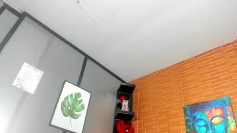 Snapshot of samantha_milfs chatting on 17, 1, 2025 samantha_milfs online show from 17, 1, 2025