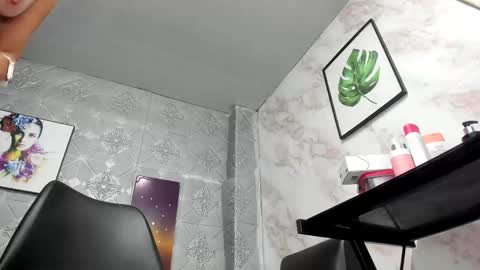 Snapshot of samantha_milfs chatting on 6, 3, 2025 samantha_milfs online show from 6, 3, 2025