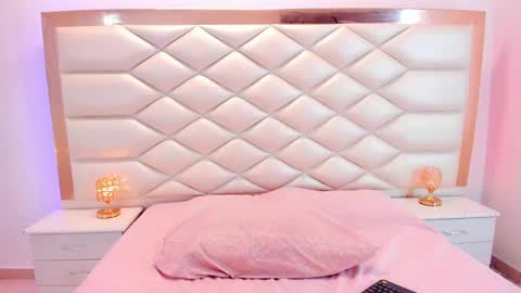 Snapshot of samanthaevans4 chatting on 25, 2, 2025 Sweet Samantha online show from 25, 2, 2025
