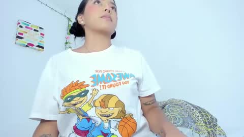 Snapshot of samanthajonson_ chatting on 19, 2, 2025 samanthajonson online show from 19, 2, 2025