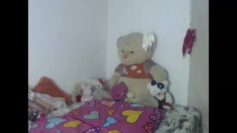 Snapshot of samanthakler17 chatting on 27, 12, 2024 samantha online show from 27, 12, 2024