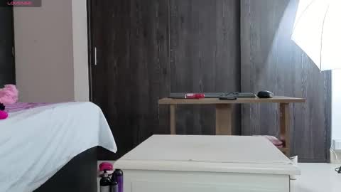 Sara  online show from 21, 4, 2026