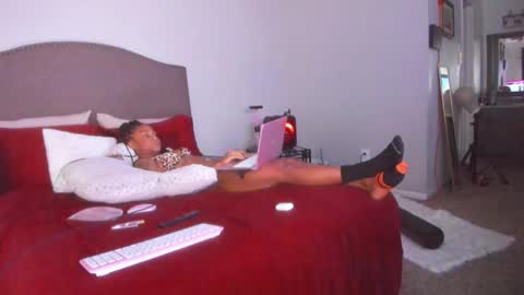 Yaya online show from 4, 12, 2025