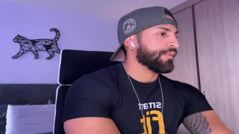 Snapshot of samdornan chatting on 19, 9, 2025 Sam Dornan online show from 19, 9, 2025