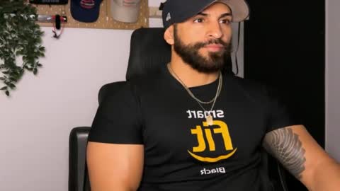 Snapshot of samdornan chatting on 4, 2, 2026 Sam Dornan online show from 4, 2, 2026