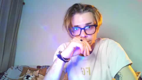 Snapshot of samgorgeous chatting on 15, 5, 2026 Fansly - Top4fans online show from 15, 5, 2026