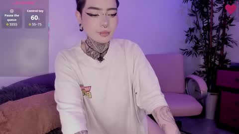 Snapshot of sammy_f_uck chatting on 18, 10, 2025 Samantha online show from 18, 10, 2025