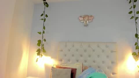 Samantha online show from 3, 12, 2025