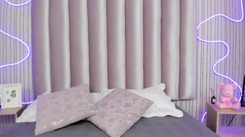 Samantha   online show from 9, 4, 2026