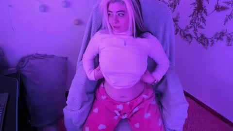   online show from 5, 1, 2025