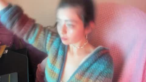   online show from 1, 4, 2026