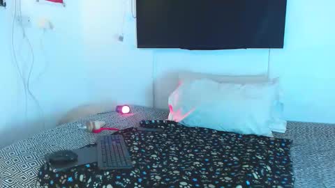 Samantha ferrer online show from 9, 2, 2025