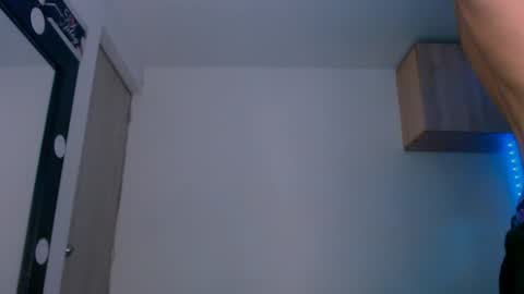 Snapshot of samuel_suarez chatting on 20, 12, 2024 online show from 20, 12, 2024