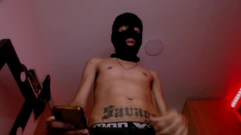 Snapshot of samuel_suarez chatting on 18, 1, 2025 online show from 18, 1, 2025