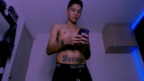 Snapshot of samuel_suarez chatting on 26, 2, 2025 online show from 26, 2, 2025