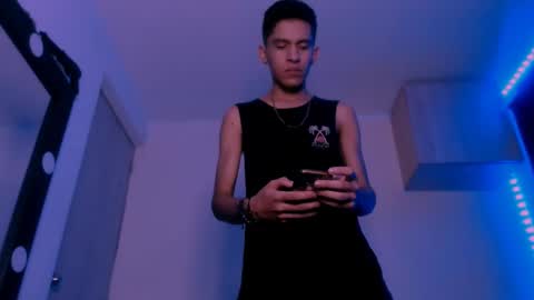 Snapshot of samuel_suarez chatting on 26, 2, 2025 online show from 26, 2, 2025