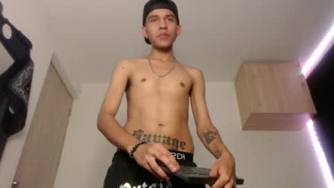 Snapshot of samuel_suarez chatting on 11, 3, 2025 online show from 11, 3, 2025