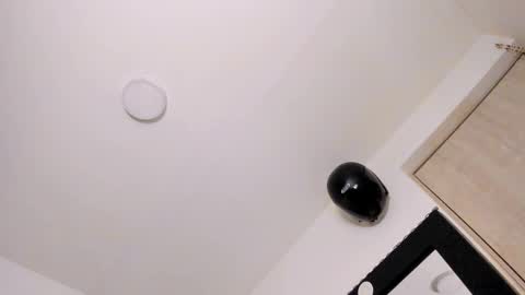 Snapshot of samuel_suarez chatting on 15, 3, 2026 online show from 15, 3, 2026