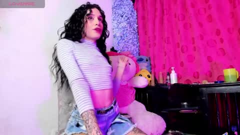 Snapshot of samy_ice chatting on 6, 6, 2026 samy_ice online show from 6, 6, 2026