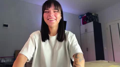 Lola online show from 3, 12, 2025