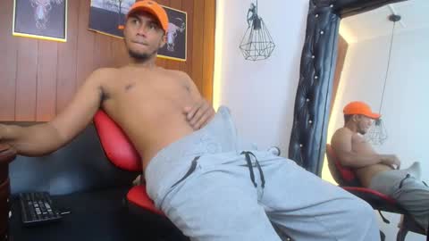 Snapshot of sander_ath chatting on 8, 10, 2025 Sander online show from 8, 10, 2025