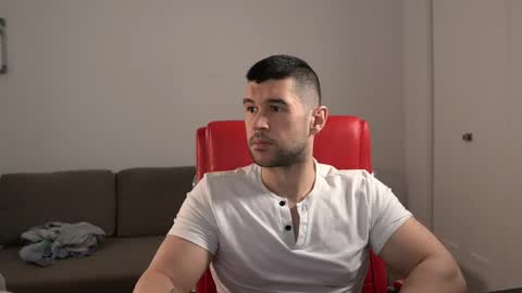 Snapshot of sandow_ chatting on 12, 5, 2026 Sandow online show from 12, 5, 2026