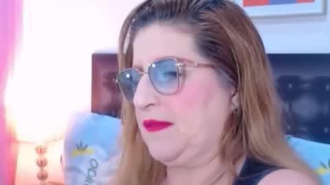 SANDRA online show from 11, 11, 2025