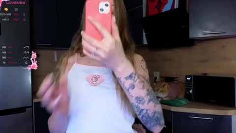 Snapshot of sandra_buika chatting on 16, 9, 2025 Sandra Lillys Page online show from 16, 9, 2025
