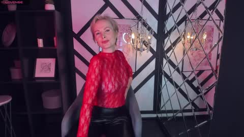 Sandra online show from 3, 2, 2025