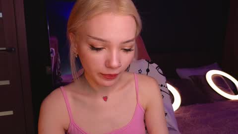 Sandy  online show from 20, 1, 2025