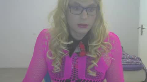 Snapshot of sandraclara chatting on 8, 3, 2025 sandraclara online show from 8, 3, 2025