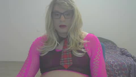 Snapshot of sandraclara chatting on 8, 3, 2025 sandraclara online show from 8, 3, 2025