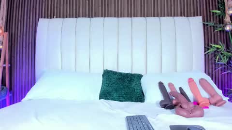 Sandra online show from 1, 10, 2025