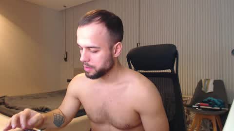 DeAlex online show from 4, 3, 2025