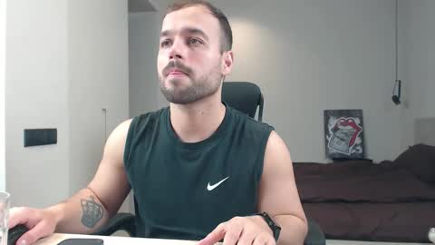 Snapshot of sandro_best chatting on 21, 4, 2026 DeAlex online show from 21, 4, 2026