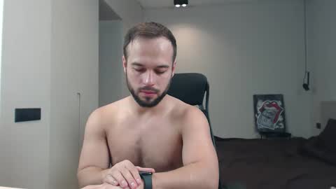 Snapshot of sandro_best chatting on 9, 5, 2026 DeAlex online show from 9, 5, 2026