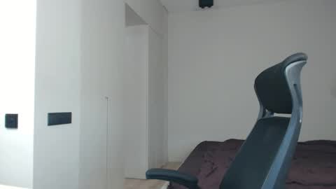 Snapshot of sandro_best chatting on 24, 5, 2026 DeAlex online show from 24, 5, 2026
