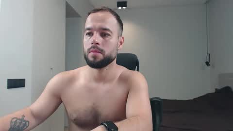 Snapshot of sandro_best chatting on 26, 5, 2026 DeAlex online show from 26, 5, 2026