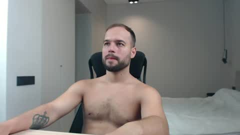 Snapshot of sandro_best chatting on 13, 7, 2026 DeAlex online show from 13, 7, 2026