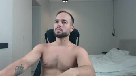 Snapshot of sandro_best chatting on 17, 7, 2026 DeAlex online show from 17, 7, 2026