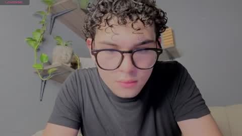 Snapshot of sandro_vitali chatting on 6, 7, 2026 sandro_vitali online show from 6, 7, 2026