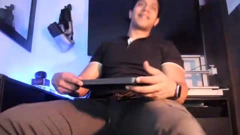 Snapshot of sandrolatino chatting on 22, 6, 2026 sandrolatino online show from 22, 6, 2026