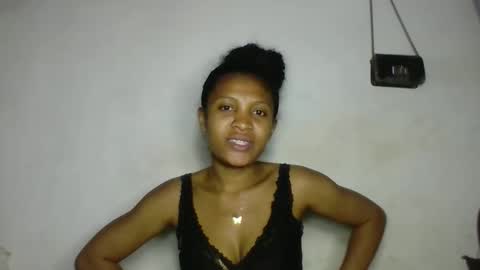 Snapshot of sanelie09 chatting on 17, 10, 2025 sanelie09 online show from 17, 10, 2025