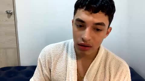 Snapshot of santi36rt chatting on 20, 5, 2026 santi36rt online show from 20, 5, 2026