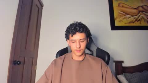 santi_twink19 online show from 21, 10, 2025