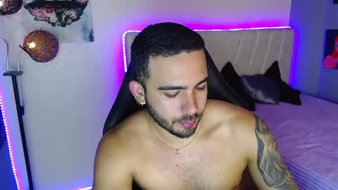 santiago_ferrerxx online show from 21, 5, 2026
